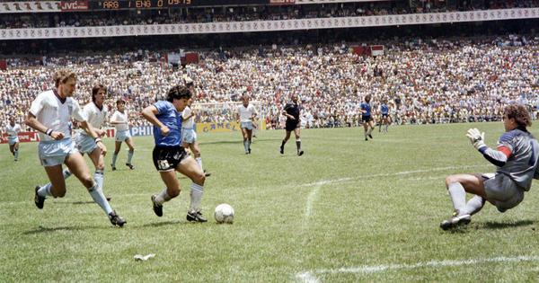 I 10 migliori ricordi di tutti i tempi della Coppa del Mondo, numero 1: il "miglior gol di sempre" di Diego Maradona contro l'Inghilterra nel 1986.