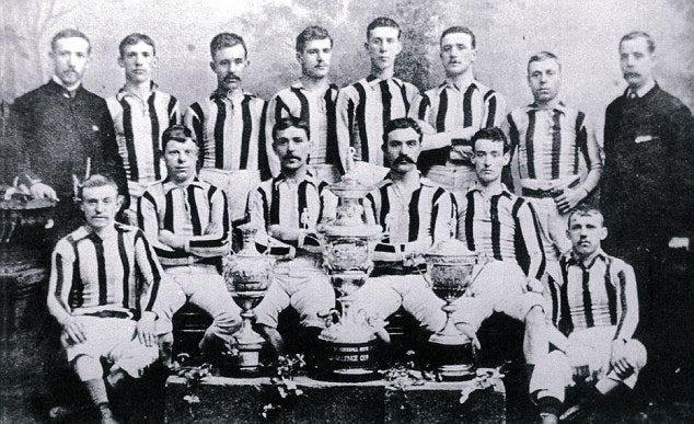 Un viaggio attraverso le epoche del calcio: dal debutto di Davenport all'era moderna