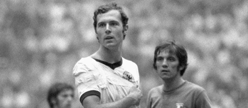 Franz Beckenbauer: Il viaggio di un'icona del calcio da 'Der Kaiser' al riconoscimento globale